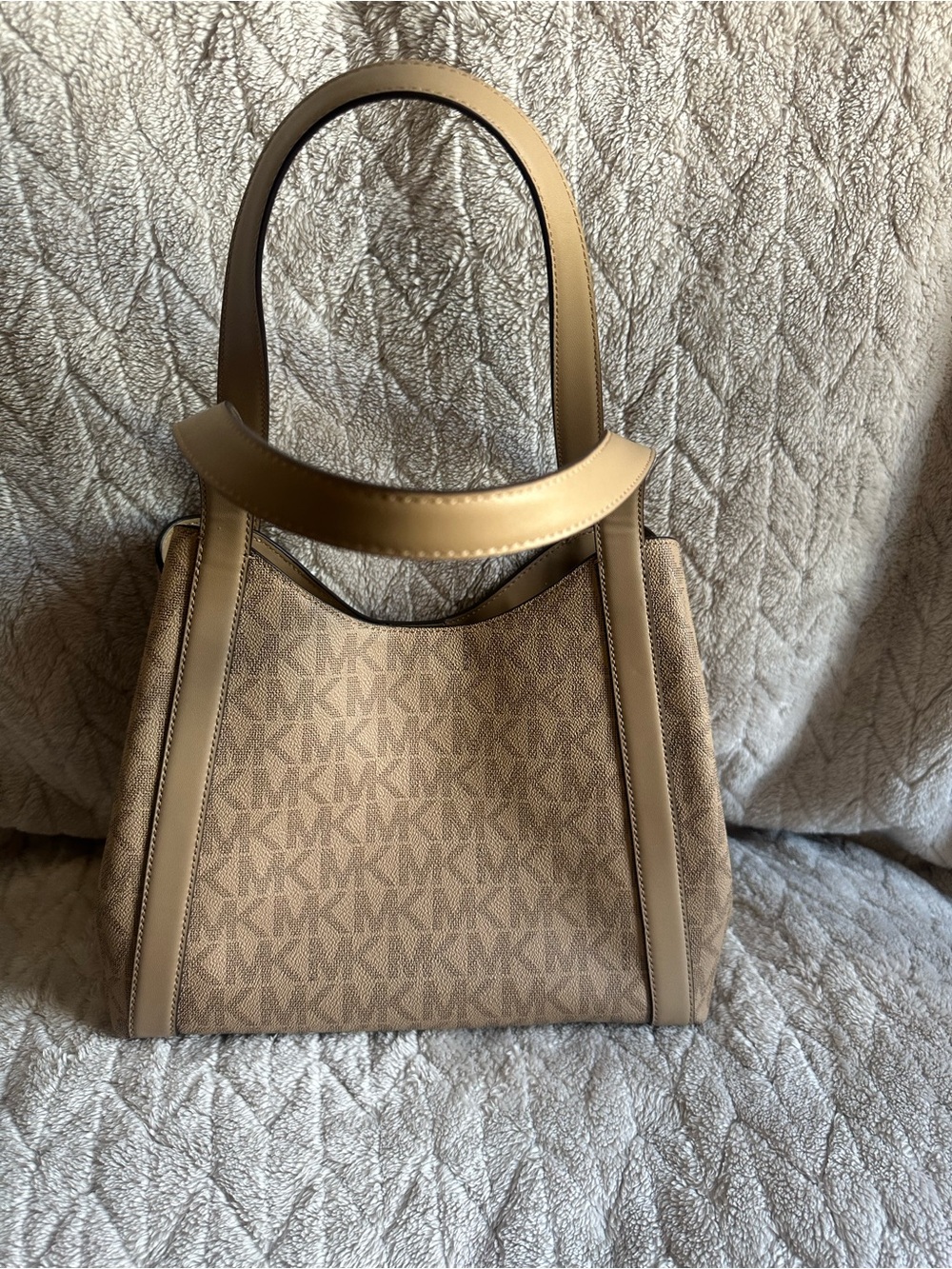 Michael Kors Beige/Tan Signature Rosemary MK Logo Shoulder Bag - Picture 5 of 7